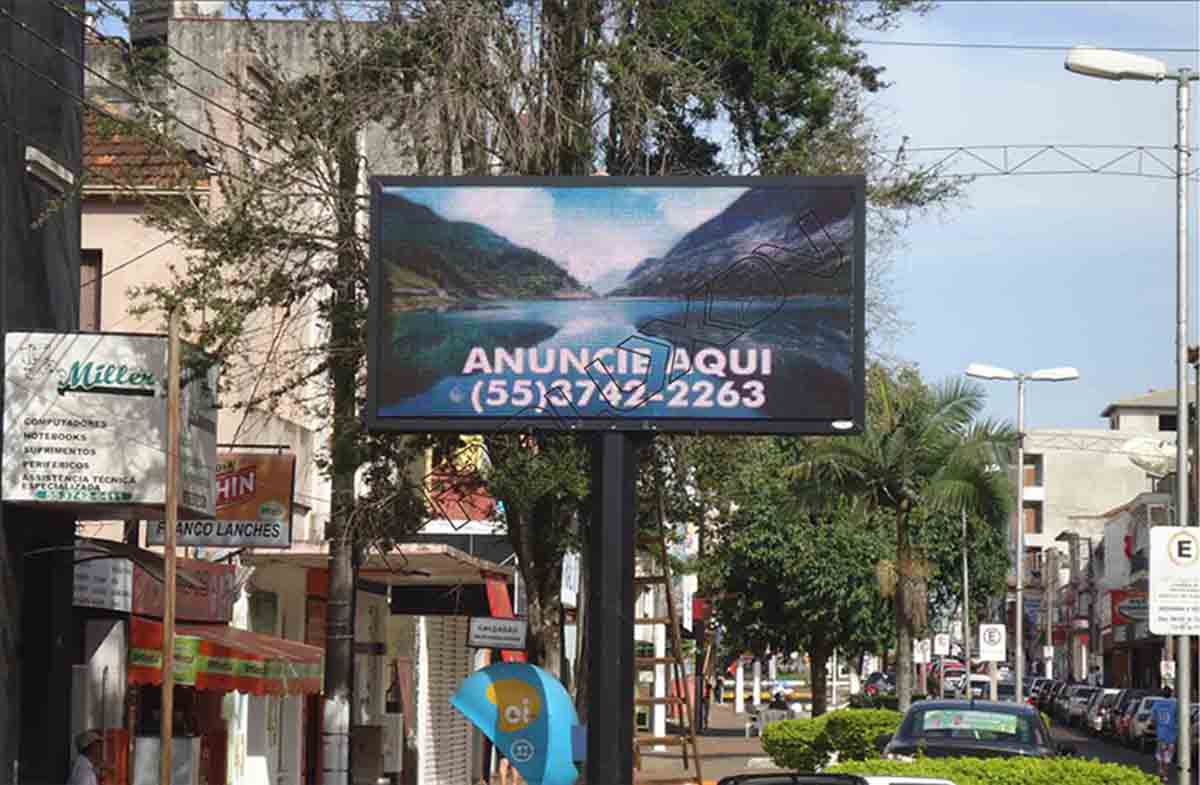 outdoor LED advertising displays