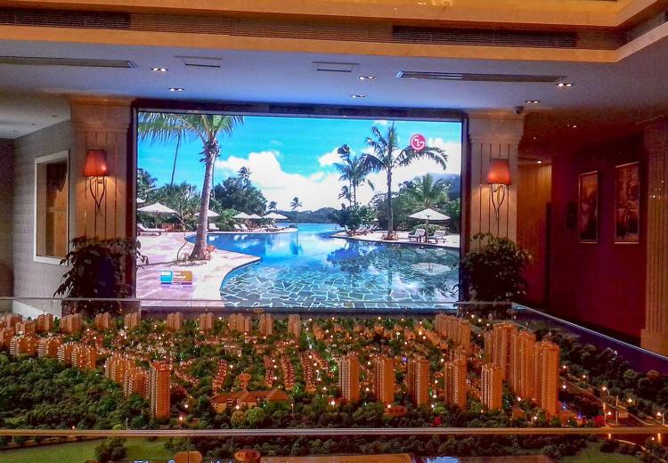 Small Pixel Indoor LED Display Markets