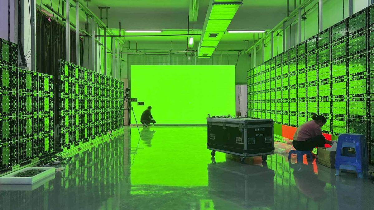 2024 Display Industry Three trends For Micro LED, AR/VR and OLED Industries